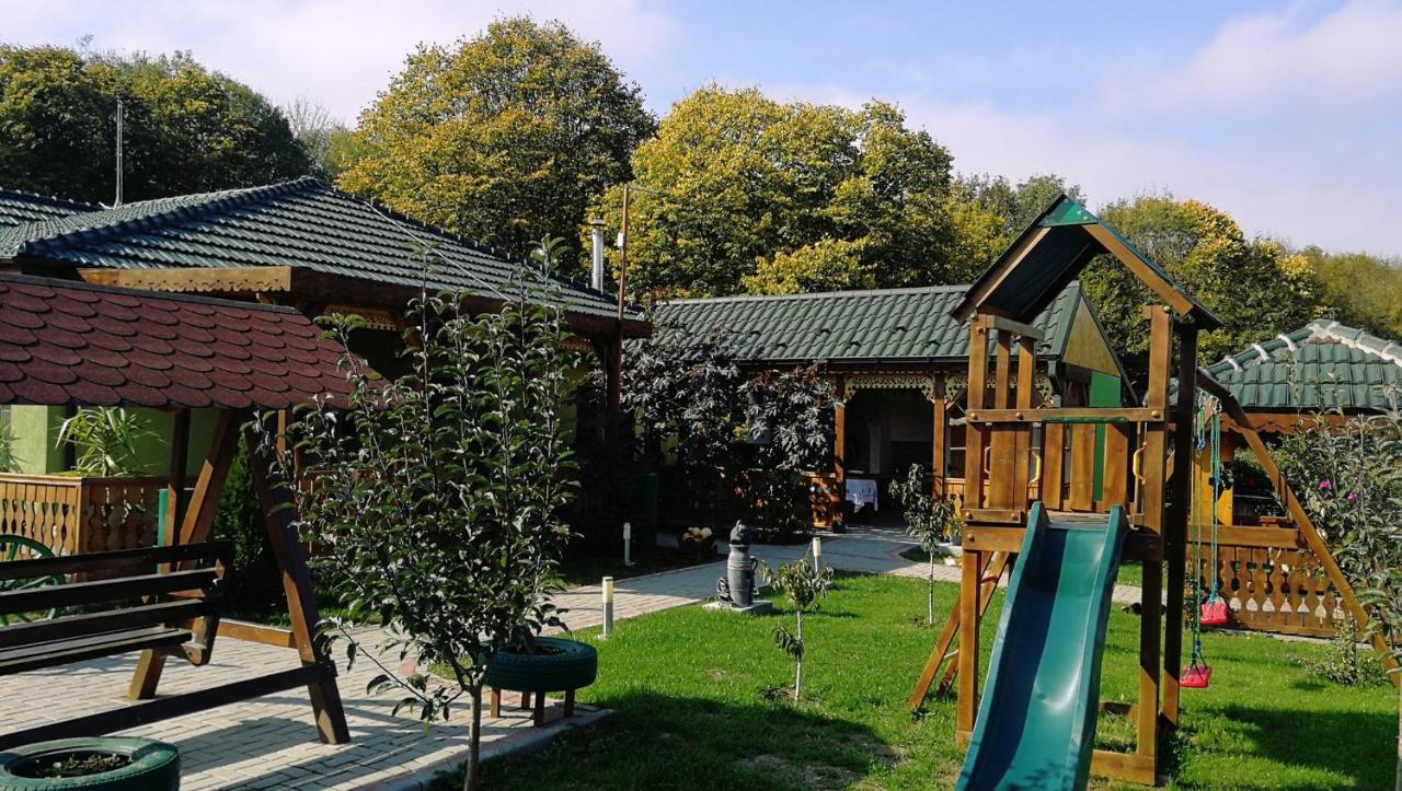 Agropensiunea Valea Fagilor Luncavita 外观 照片